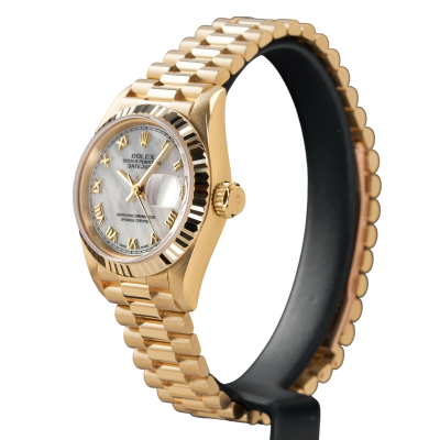 ROLEX LADY DATEJUST 26 MM YELLOW GOLD SILVER MOP ROMAN DIAL FULL SET 1993 REF: 69178