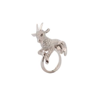 INEL DIN AUR ALB 18K CU DIAMANTE NATURALE IN FORMA DE CAPRA_CSG136