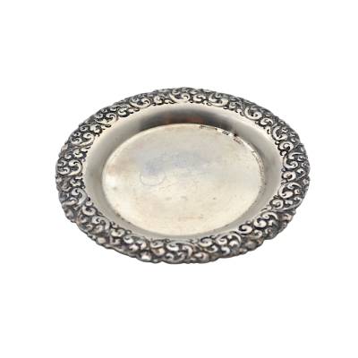 FARFURIOARA CU ELEMENTE DECORATIVE DIN ARGINT 900