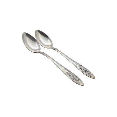 SET DE DOUA LINGURITE PENTRU CEAI DIN ARGINT 800 CU ELEMENTE FLORALE 