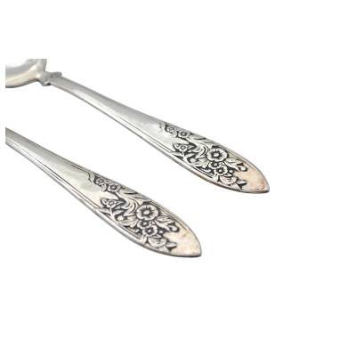 SET DE DOUA LINGURITE PENTRU CEAI DIN ARGINT 800 CU ELEMENTE FLORALE 