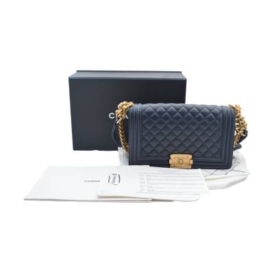 CHANEL BAG BOY MEDIUM NAVY BLUE GOLD-TONED HARDWEAR HANDBAG