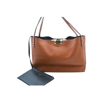 VALENTINO GARAVANI ROCKSTUD MEDIUM TOTE BAG BROWN