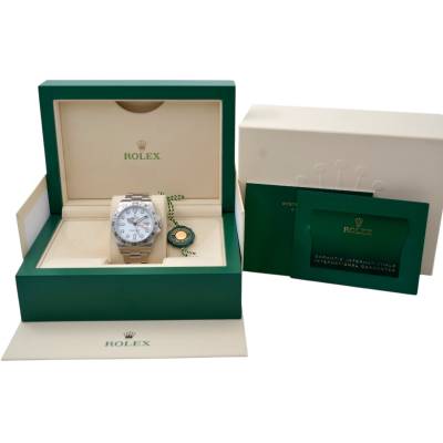 ROLEX  EXPLORER II 42MM AUTOMATIC STEEL OYSTER WHITE DIAL BOX+PAPERS 2024 REF: 226570 