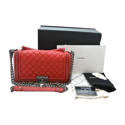 CHANEL BOY BAG FLAP RED LEATHER MEDIUM