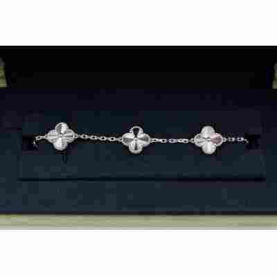 BRATARA VAN CLEEF&ARPELS VINTAGE ALHAMBRA DIN AUR ALB 18K FULL SET 2023 REF: VCARP9XE00
