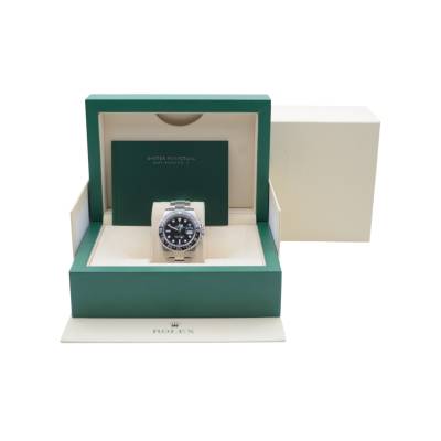 ROLEX GMT MASTER II 40MM BLACK CERAMIC OYSTERSTEEL AUTOMATIC REF: 116710LN