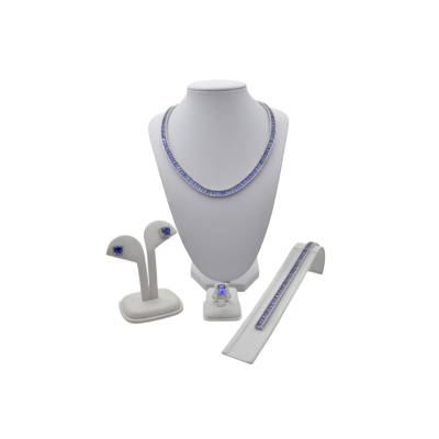 SET DE BIJUTERII DIN AUR ALB 18K CU TANZANITE SI DIAMANTE NATURALE