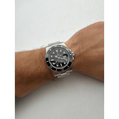 ROLEX SUBMARINER DATE 40 MM BLACK CERAMIC OYSTER STAINLESS STEEL AUTOMATIC REF.: 116610LN
