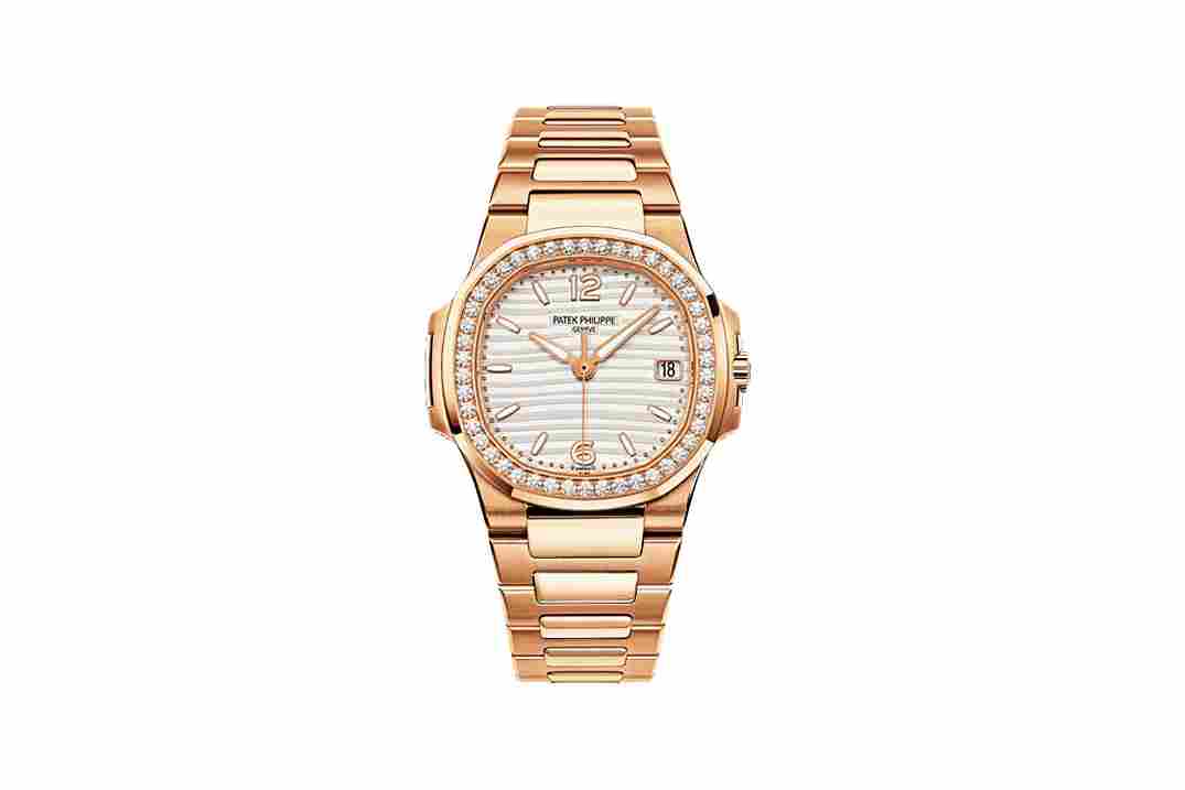 PATEK PHILIPPE NAUTILUS LADY ROSE GOLD 32MM REF: 7010/1R-011