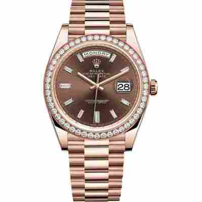 ROLEX DAY-DATE ROSEGOLD DIAMOND BEZEL AUTOMATIC REF: 228345