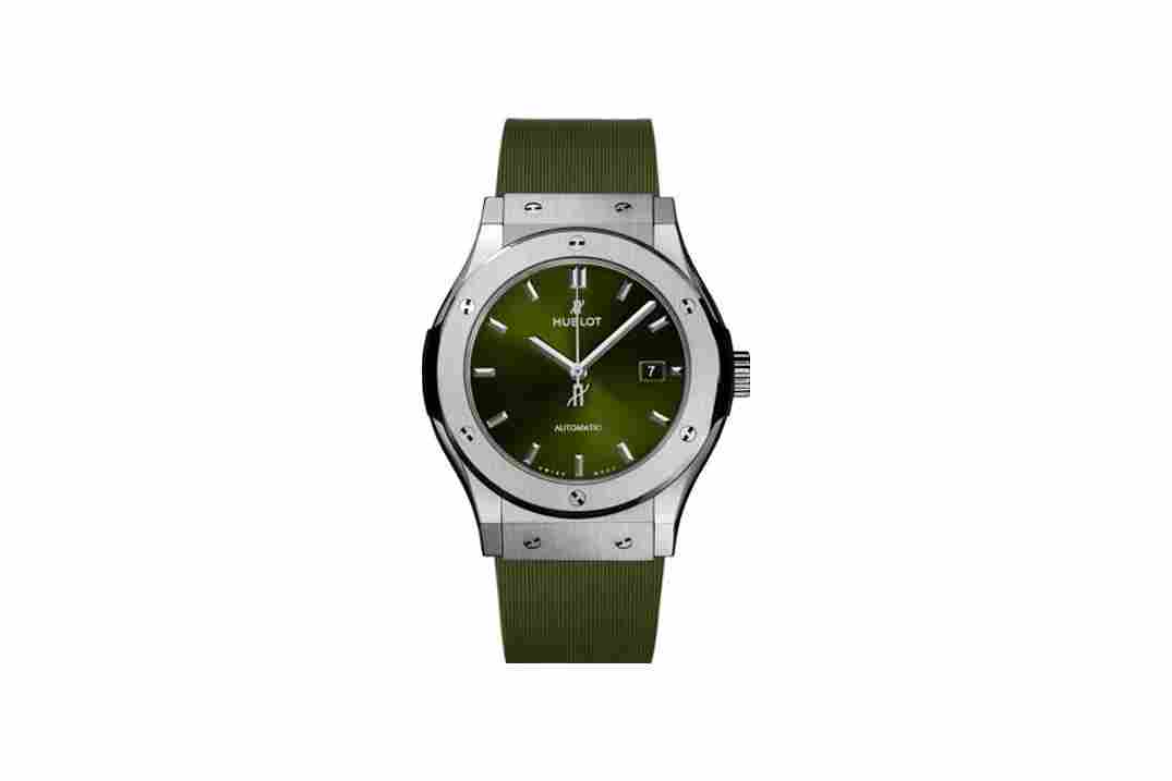 HUBLOT CLASSIC FUSION 42MM DREAM GREEN REF: 	542.NX.8970.RX