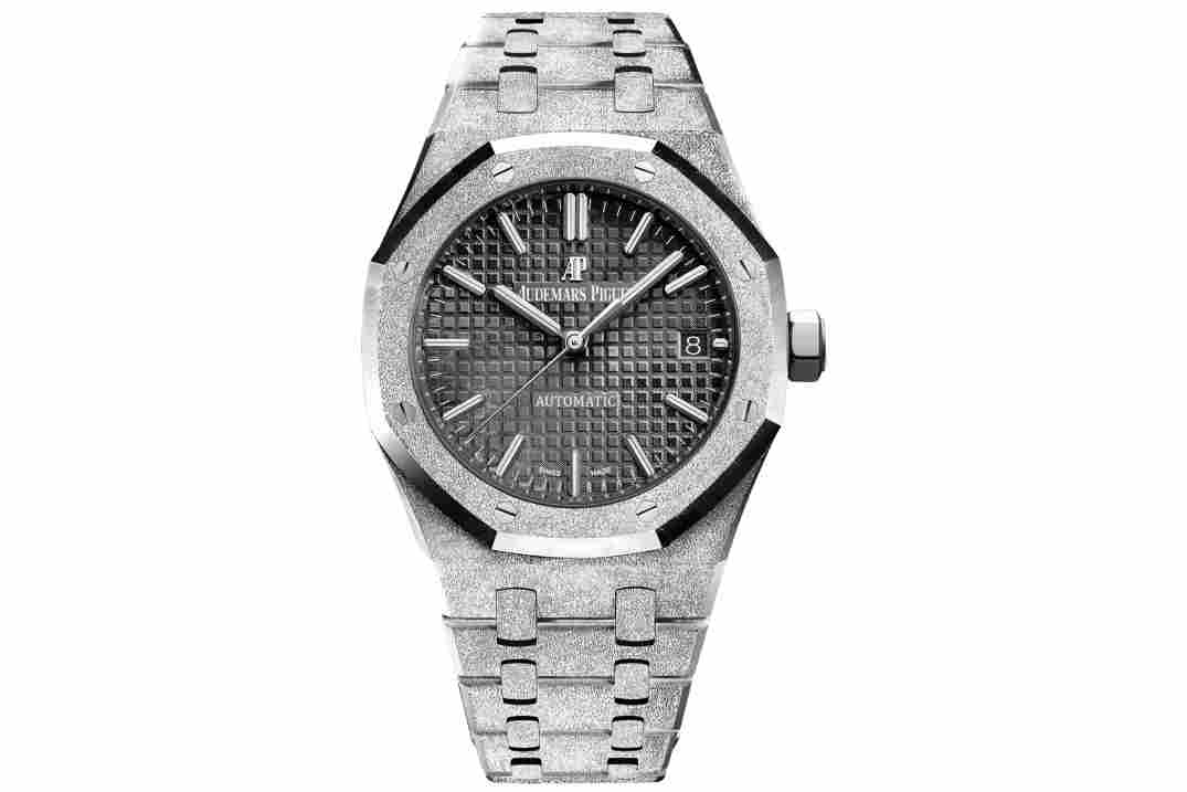 AUDEMARS PIGUET ROYAL OAK 37MM FROSTED WHITE GOLD GREY DIAL REF: 15454BC.GG.1259BC.03