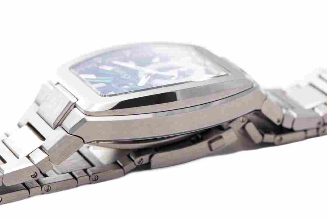 CVSTOS METROPOLITAN 42MM PS TITANIUM SQLT GREEN LIMITED EDITION 200 PIECES REF: F00103.4217001